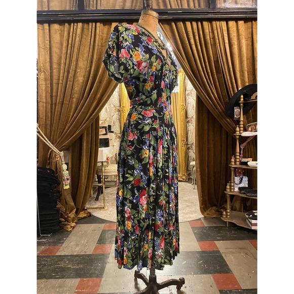 1980s midi dress, black floral rayon, 80s does 40s, 1940s style, medium, scarlet - Picture 5 of 10